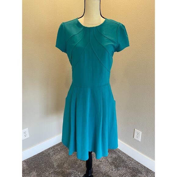 Gianni Bini Fit N Flare Miller Ponte Turquoise Dress NWT Size Medium - Picture 1 of 10